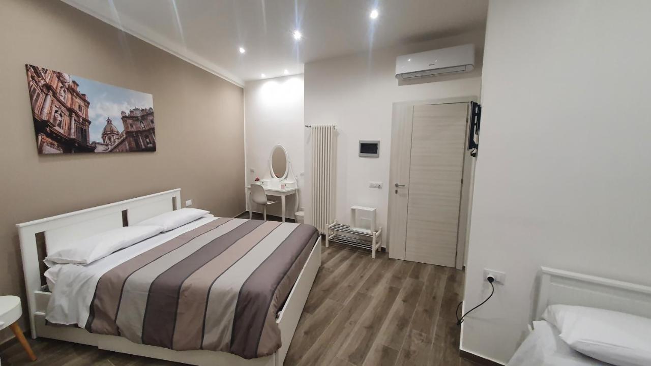 Garibaldi Rooms 29 - Piazza Marina A Palermo - In Pieno Centro. Exteriér fotografie