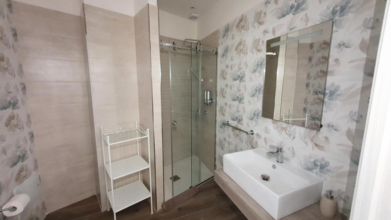 Garibaldi Rooms 29 - Piazza Marina A Palermo - In Pieno Centro. Exteriér fotografie