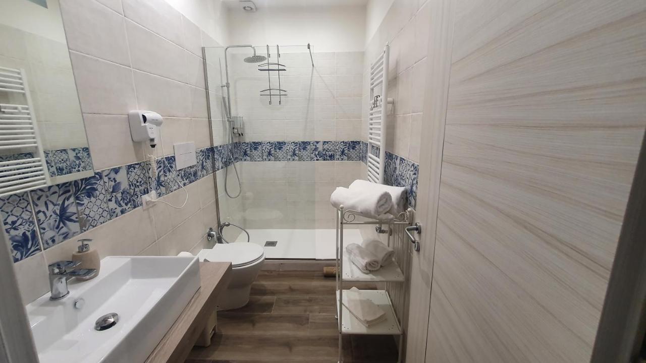 Garibaldi Rooms 29 - Piazza Marina A Palermo - In Pieno Centro. Exteriér fotografie