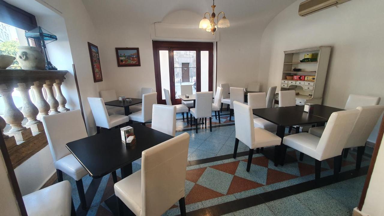Garibaldi Rooms 29 - Piazza Marina A Palermo - In Pieno Centro. Exteriér fotografie